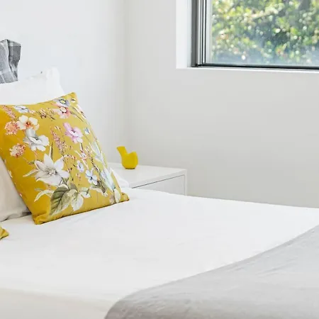 Casa Da Maloeira By An Island *