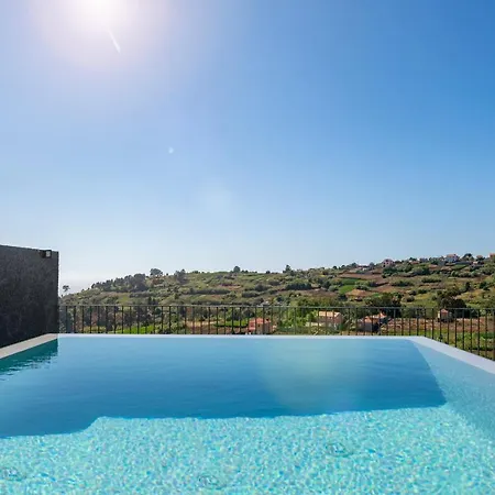 펜션 Casa Da Maloeira By An Island *