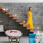 Casa Da Maloeira By An Island