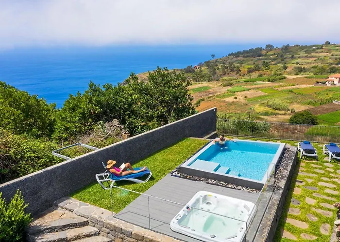 Casa Da Maloeira By An Island ファハ・ダ・オヴェルハ